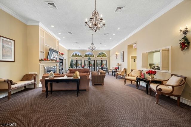 703 Brittany Dr, Wayne Twp., NJ 07470