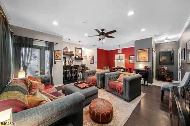 703 Brittany Dr, Wayne Twp., NJ 07470