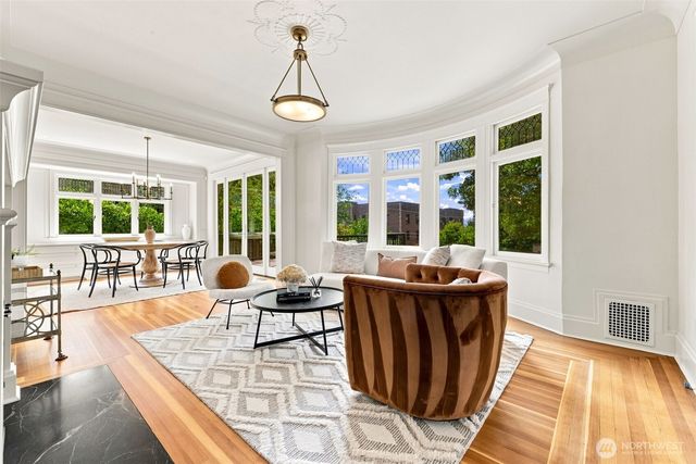 1111 Bellevue Place E, Seattle, WA 98102