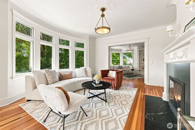 1111 Bellevue Place E, Seattle, WA 98102