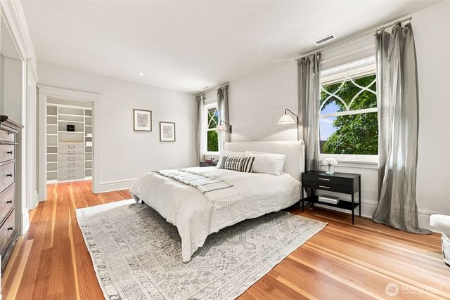 1111 Bellevue Place E, Seattle, WA 98102