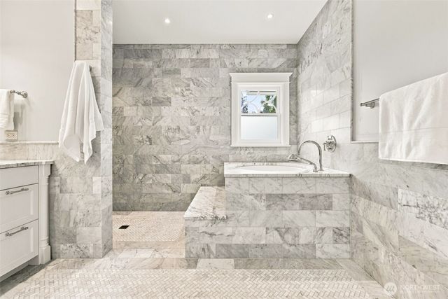 1111 Bellevue Place E, Seattle, WA 98102
