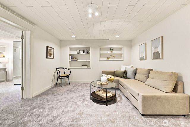 1111 Bellevue Place E, Seattle, WA 98102