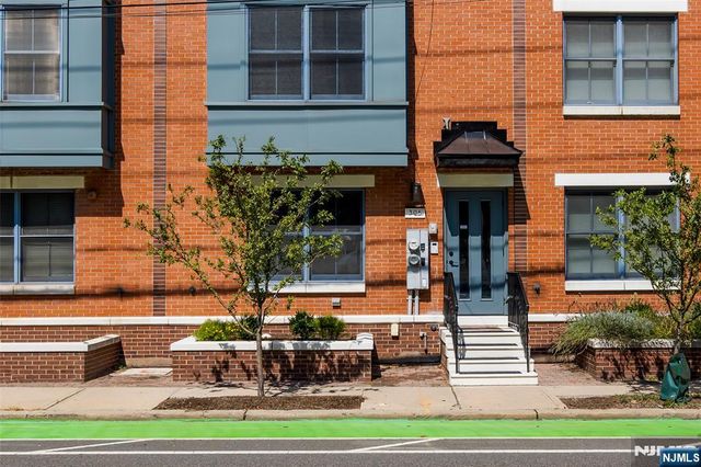 306 Grand Street 1, Jersey City, NJ 07302