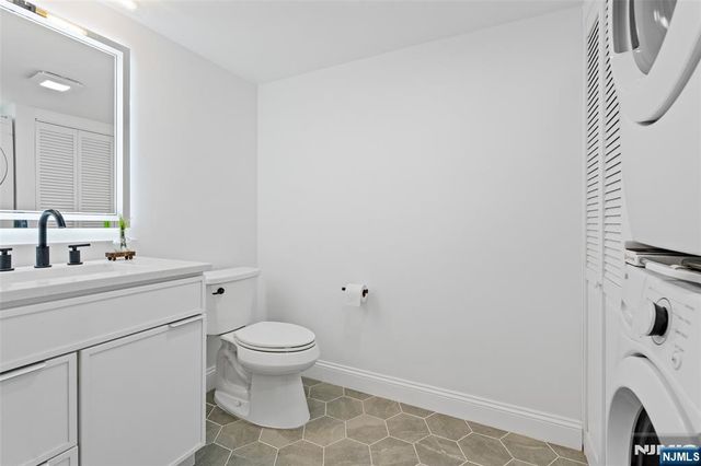 306 Grand Street 1, Jersey City, NJ 07302