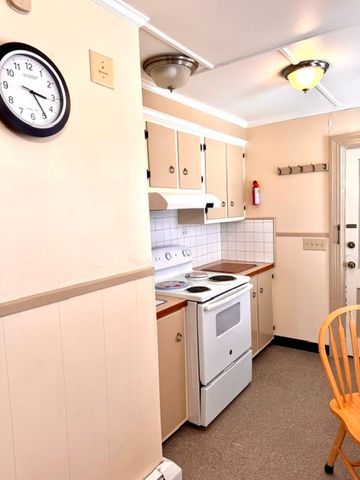 15 Church Street 2, Warren, RI 02885
