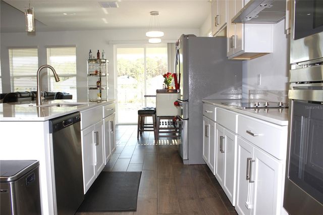 18331 SERENE LAKE LOOP, Lutz, FL 33548