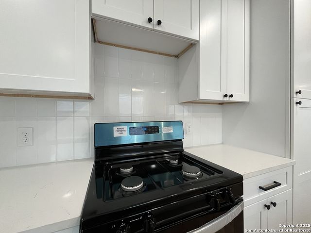 2239 Burnet St, San Antonio, TX 78202