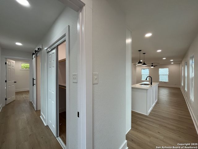 2239 Burnet St, San Antonio, TX 78202