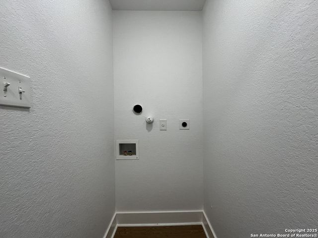 2239 Burnet St, San Antonio, TX 78202