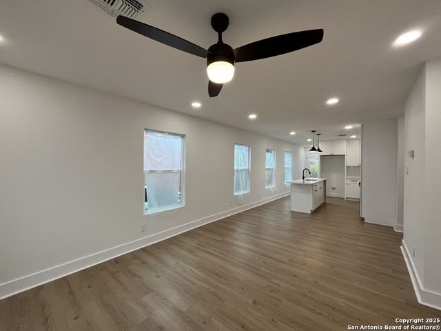 2239 Burnet St, San Antonio, TX 78202