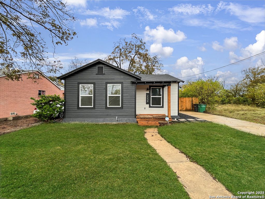 2239 Burnet St, San Antonio, TX 78202