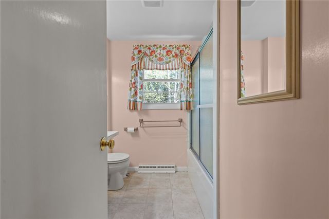 3 Leader Street, Coventry, RI 02816