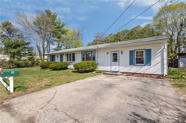 3 Leader Street, Coventry, RI 02816