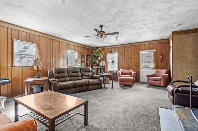 3 Leader Street, Coventry, RI 02816