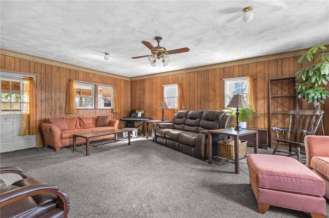 3 Leader Street, Coventry, RI 02816