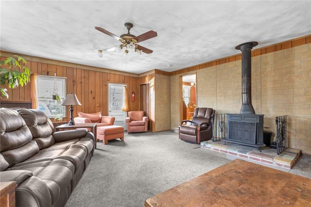 3 Leader Street, Coventry, RI 02816