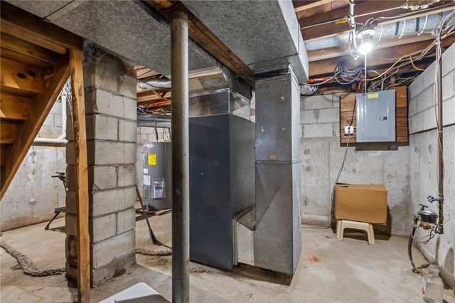 3 Leader Street, Coventry, RI 02816