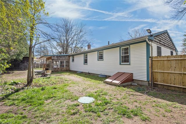 3 Leader Street, Coventry, RI 02816