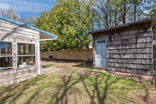 3 Leader Street, Coventry, RI 02816