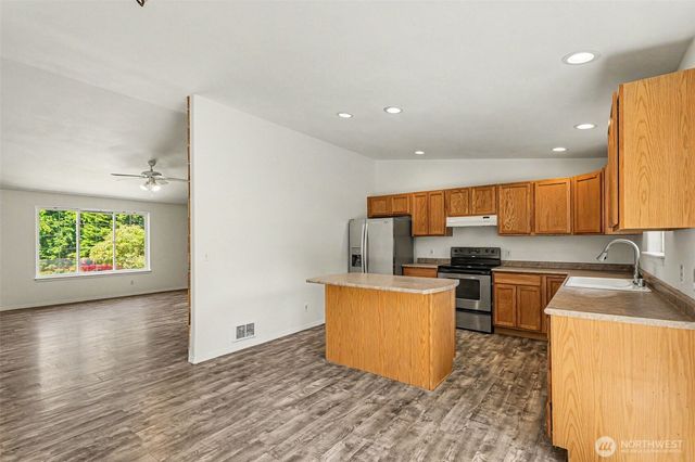 364 Melissa Street, Camano Island, WA 98282