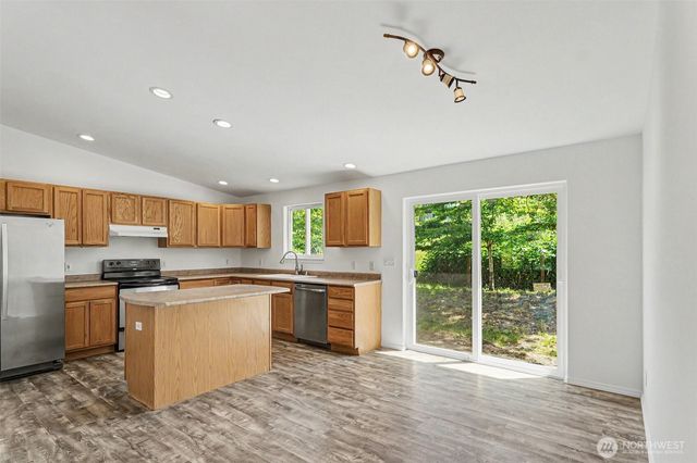 364 Melissa Street, Camano Island, WA 98282