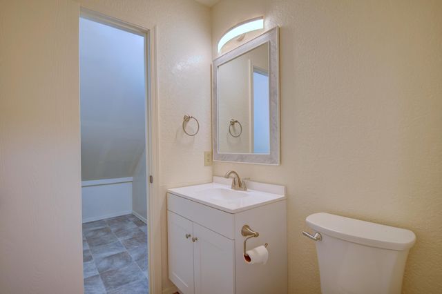 2900 Vista Del Rey NE UNIT 20B, Albuquerque, NM 87112