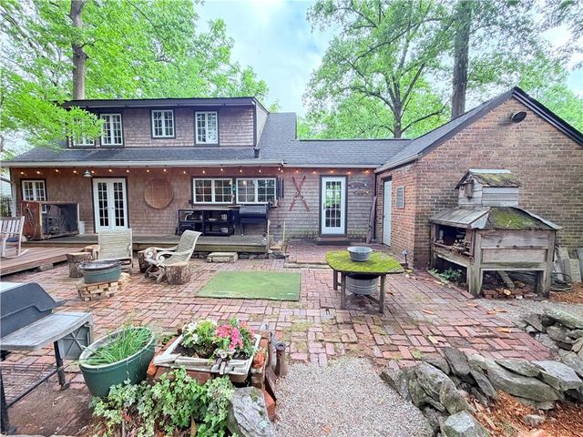 260 BEVERLY Road NE, Atlanta, GA 30309