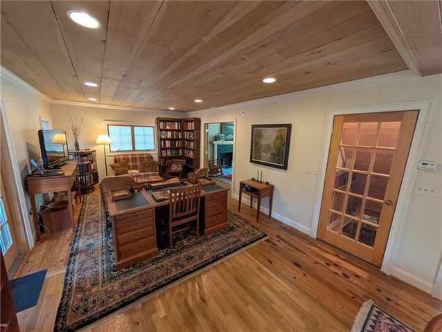 260 BEVERLY Road NE, Atlanta, GA 30309
