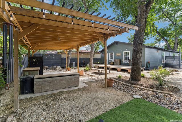 628 S SAN DARIO AVE, San Antonio, TX 78237