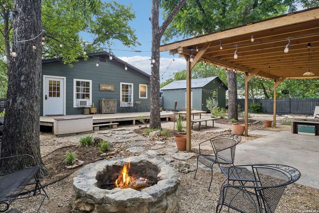 628 S SAN DARIO AVE, San Antonio, TX 78237