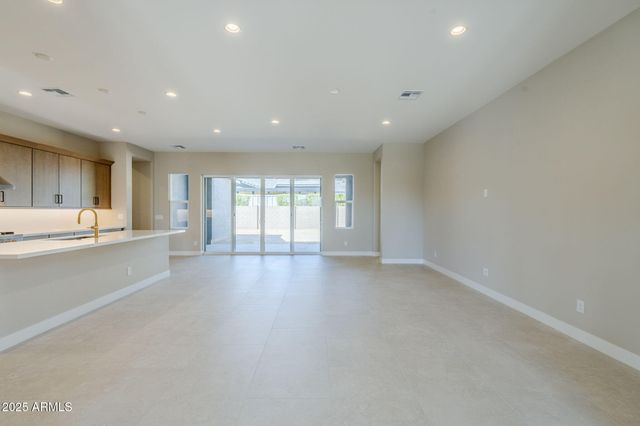 11850 N Loma Linda Street, Surprise, AZ 85388