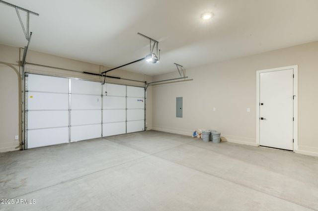 11850 N Loma Linda Street, Surprise, AZ 85388