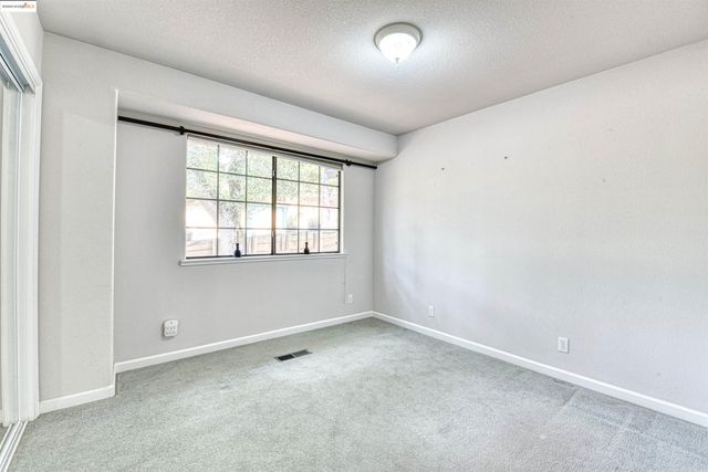 20538 Nob Hill Cr, Groveland, CA 95321