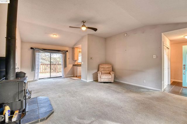 20538 Nob Hill Cr, Groveland, CA 95321