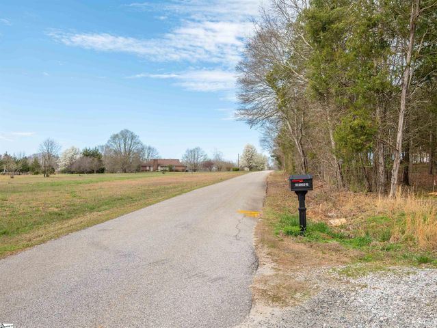 119 Arnold Road, Pelzer, SC 29669