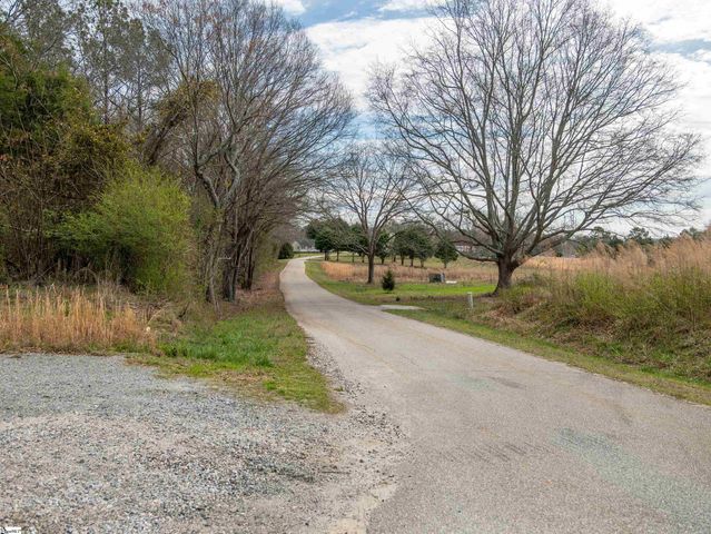 119 Arnold Road, Pelzer, SC 29669