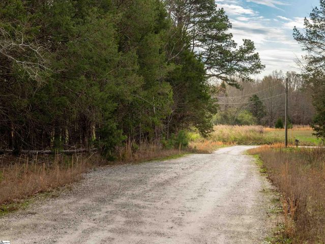 119 Arnold Road, Pelzer, SC 29669