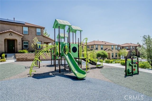 2111 Lavender Lane, Colton, CA 92324