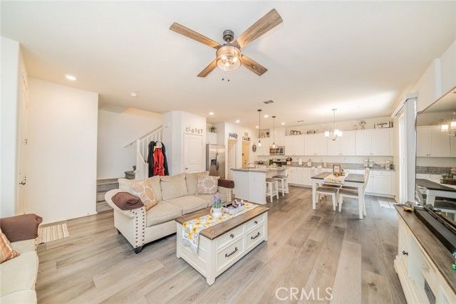 2111 Lavender Lane, Colton, CA 92324