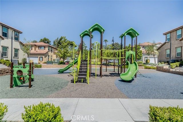 2111 Lavender Lane, Colton, CA 92324