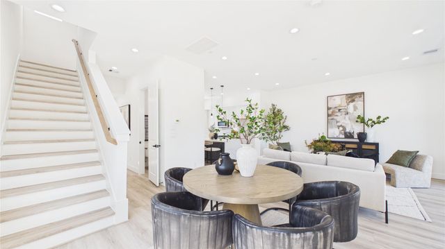 2415 Harrington St Street, Houston, TX 77026