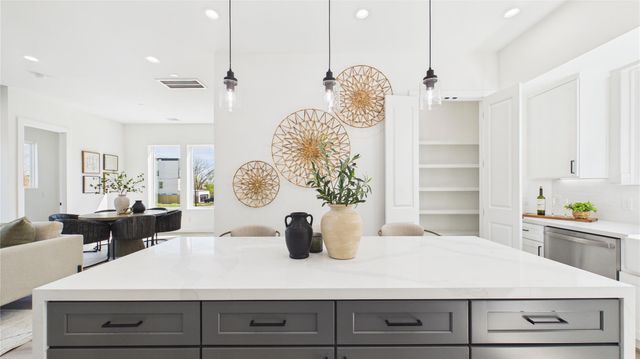 2415 Harrington St Street, Houston, TX 77026