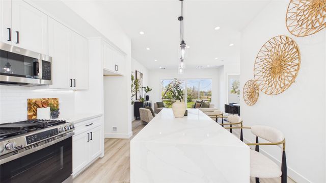 2415 Harrington St Street, Houston, TX 77026