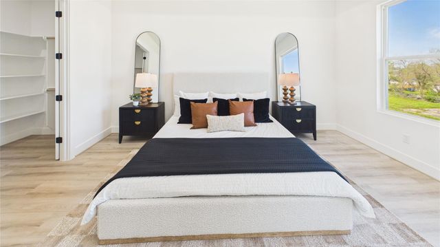 2415 Harrington St Street, Houston, TX 77026