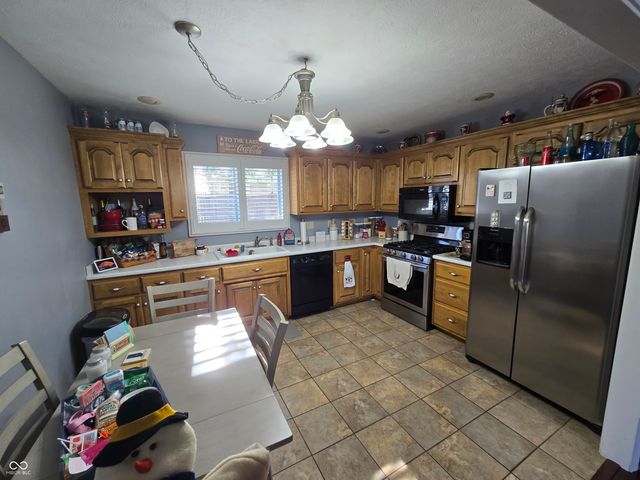 3031 Glenview Drive, Anderson, IN 46012