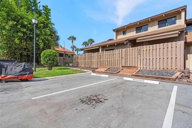 1946 SW 81st Ter, Davie, FL 33324