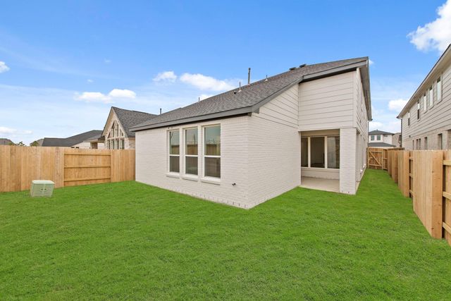 15811 Swan Lake Lane, Conroe, TX 77302