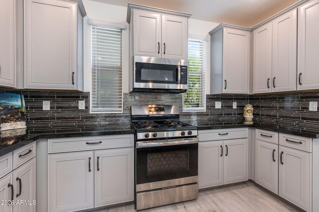 5100 E RANCHO PALOMA Drive 1002, Cave Creek, AZ 85331