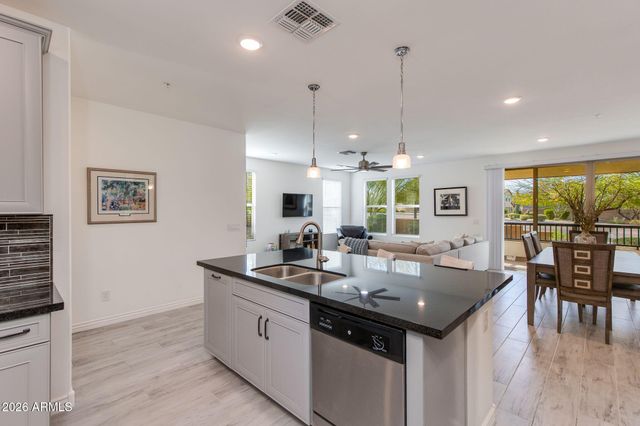 5100 E RANCHO PALOMA Drive 1002, Cave Creek, AZ 85331